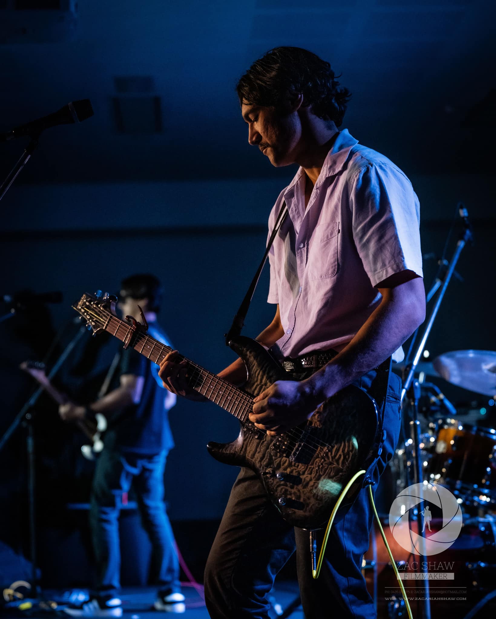 marshall-brothers-live-beach-house-hotel-hervey-bay
